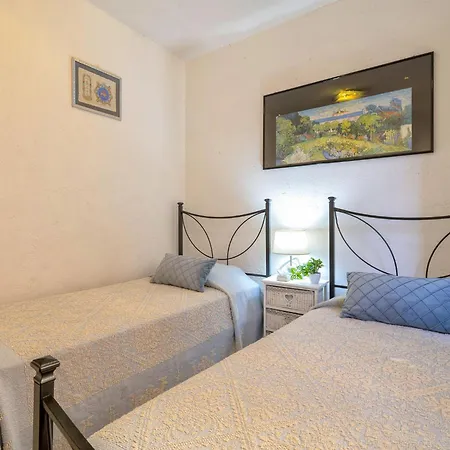 D4 - I1- Baia De Bahas By Interhome
