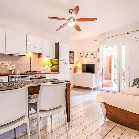 D4 - I1- Baia De Bahas By Interhome Golfo Aranci